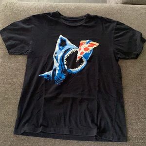 Shark pizza tshirt 🍕